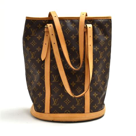 louis vuitton bucket bag gm size